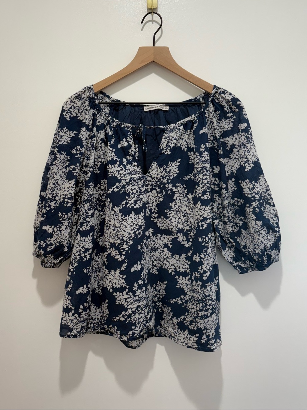 Abercrombie & Fitch Women’s Floral Peasant Blouse